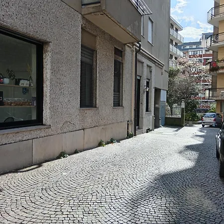 公寓 The Boulevard Alcove, Semi-central&quiet Suite, With Balcony!