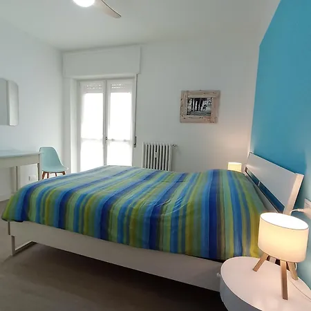 The Boulevard Alcove, Semi-central&quiet Suite, With Balcony! 公寓