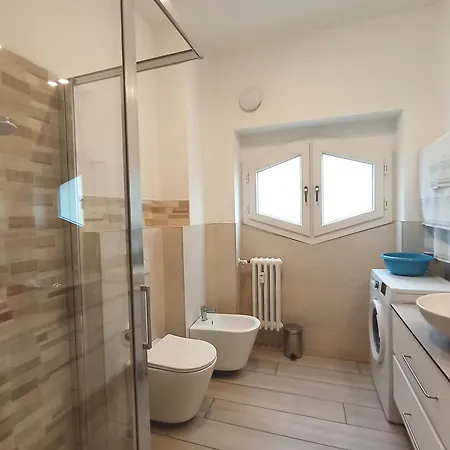 The Boulevard Alcove Semi-Central&Quiet Suite, With Balcony!