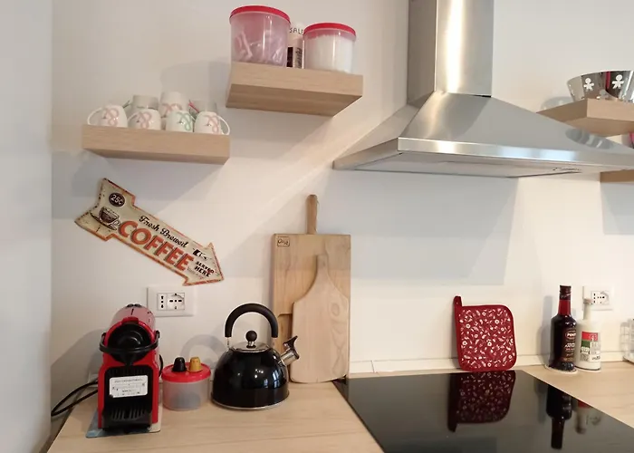 The Boulevard Alcove, Semi-central&quiet Suite, With Balcony! *