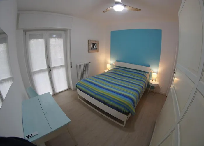 The Boulevard Alcove, Semi-central&quiet Suite, With Balcony! Lecco